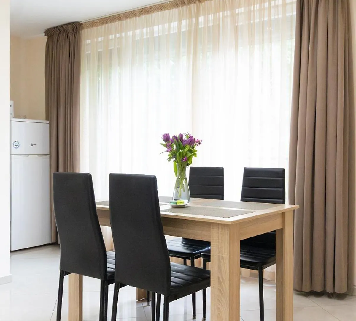 Becentral! By Rv Apartments Варна 0*,